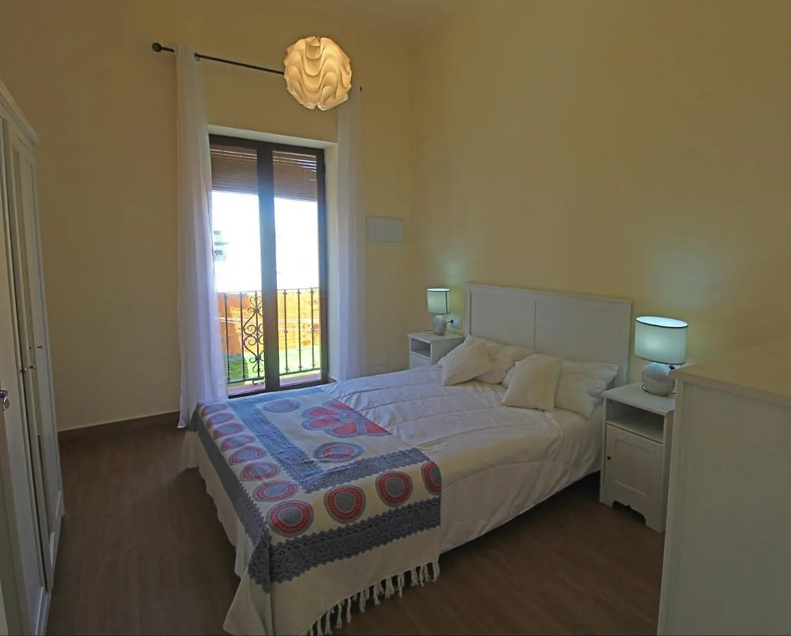 ARCO de los GIGANTES, a perfect apartment for groups Antequera España