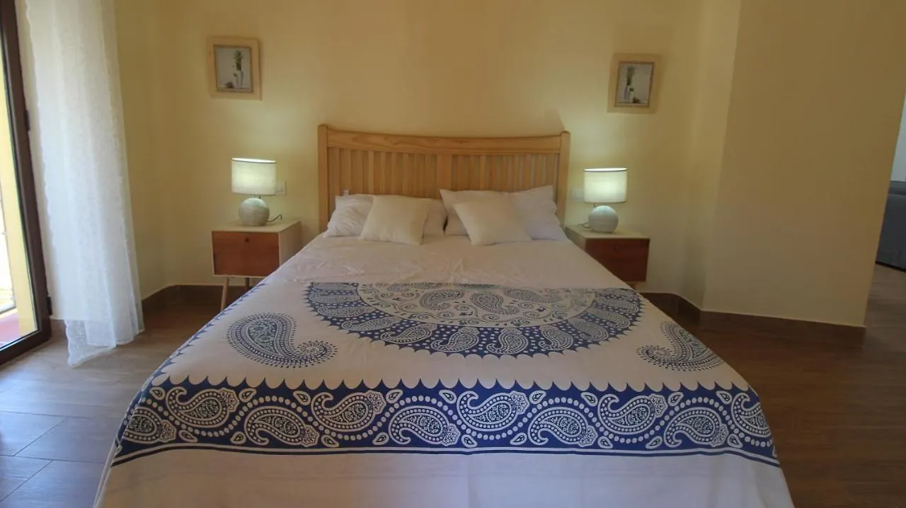 ARCO de los GIGANTES, a perfect apartment for groups Antequera España