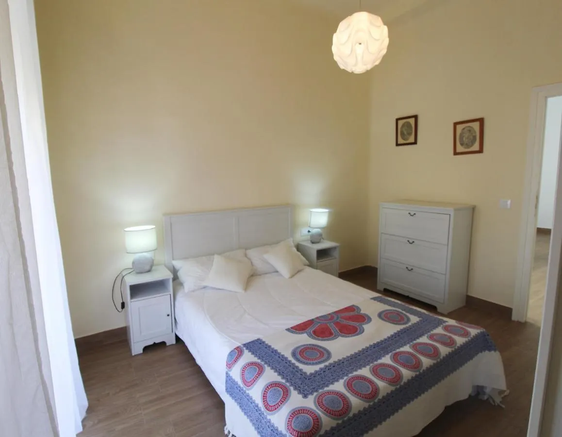 ARCO de los GIGANTES, a perfect apartment for groups Antequera España