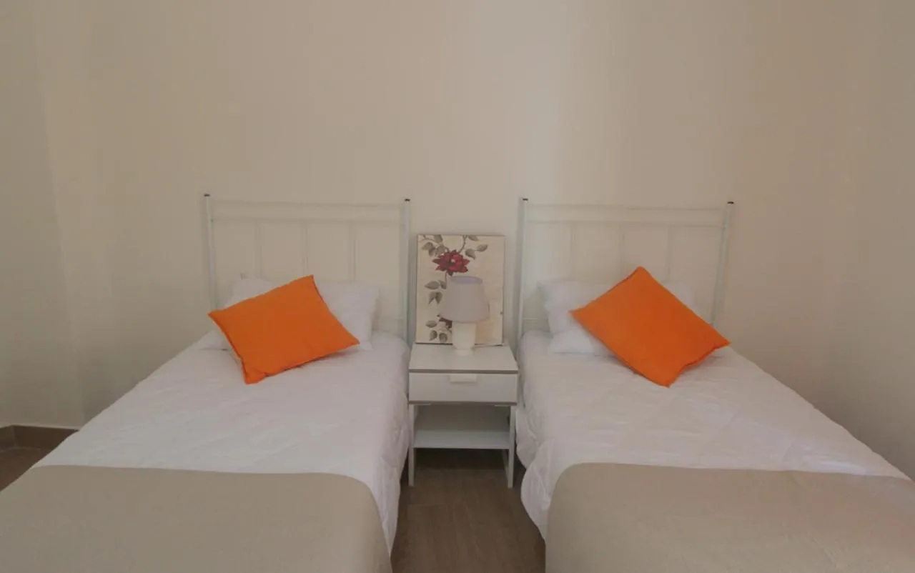 ARCO de los GIGANTES, a perfect apartment for groups Antequera 0*,  España