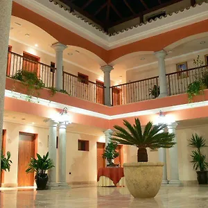 Dólmenes Hotel
